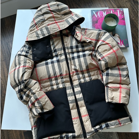 Burberry Jackets & Blazers - NWT BURBERRY women’s size X large Detachable Hood Check  puffer jacket in black